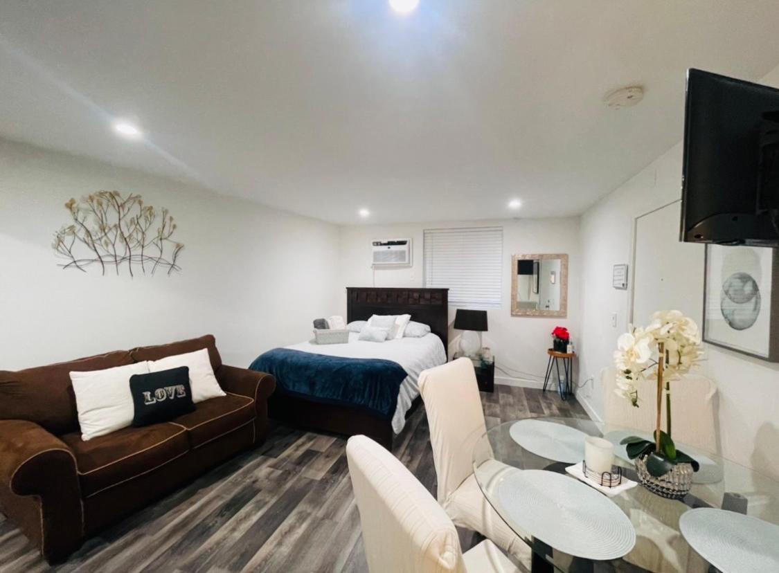 Lovely Sherman Oaks Studio Los Angeles Extérieur photo