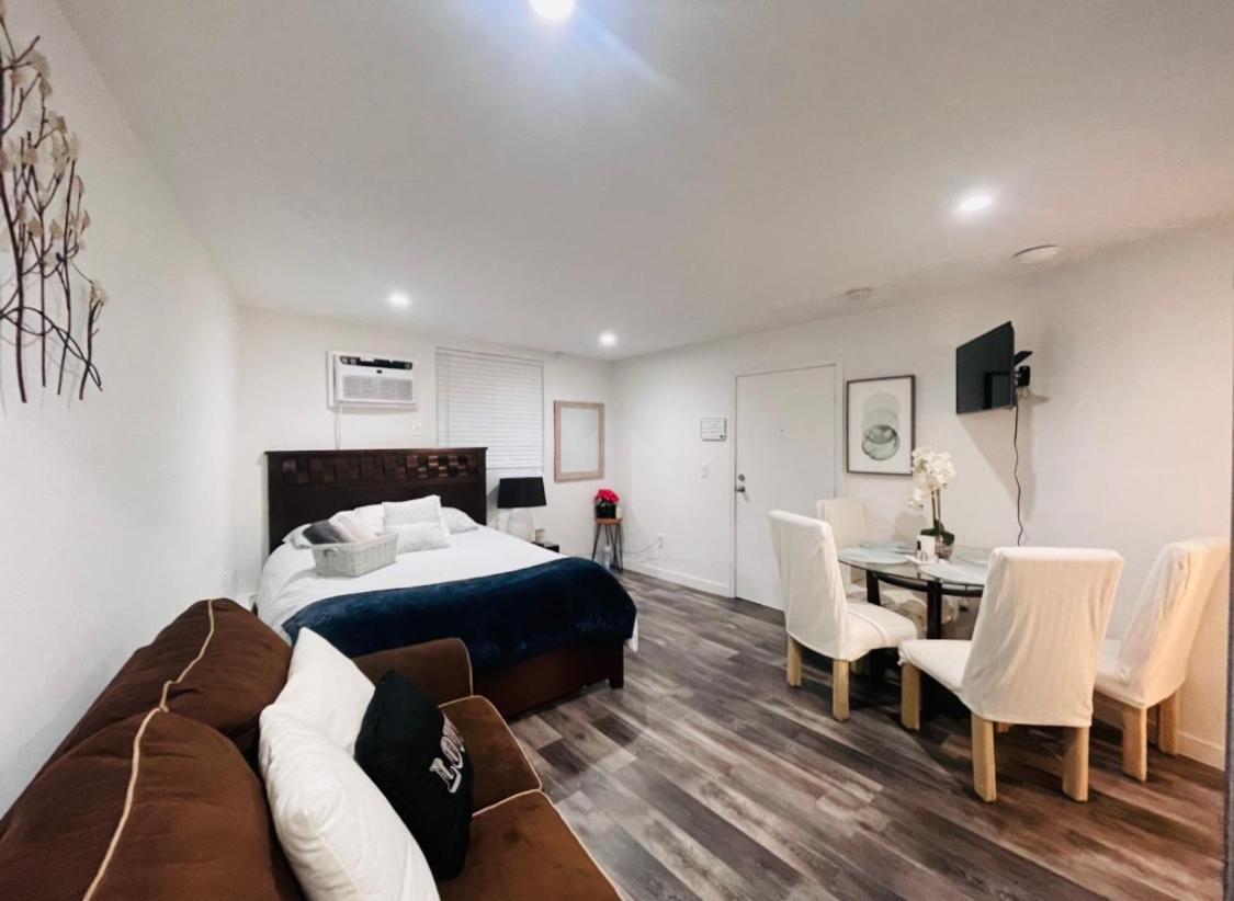 Lovely Sherman Oaks Studio Los Angeles Extérieur photo
